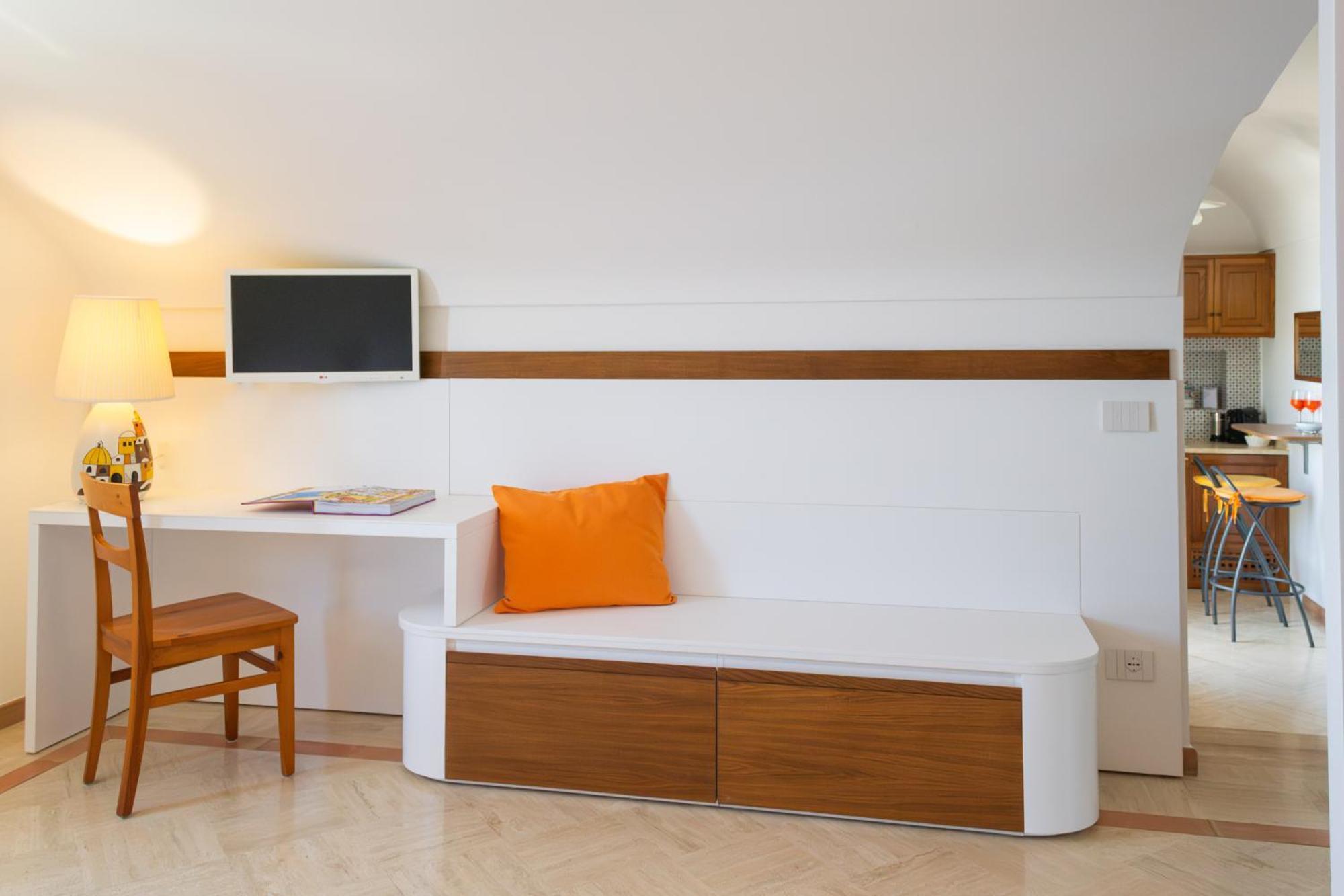 Li Galli Guest house *
